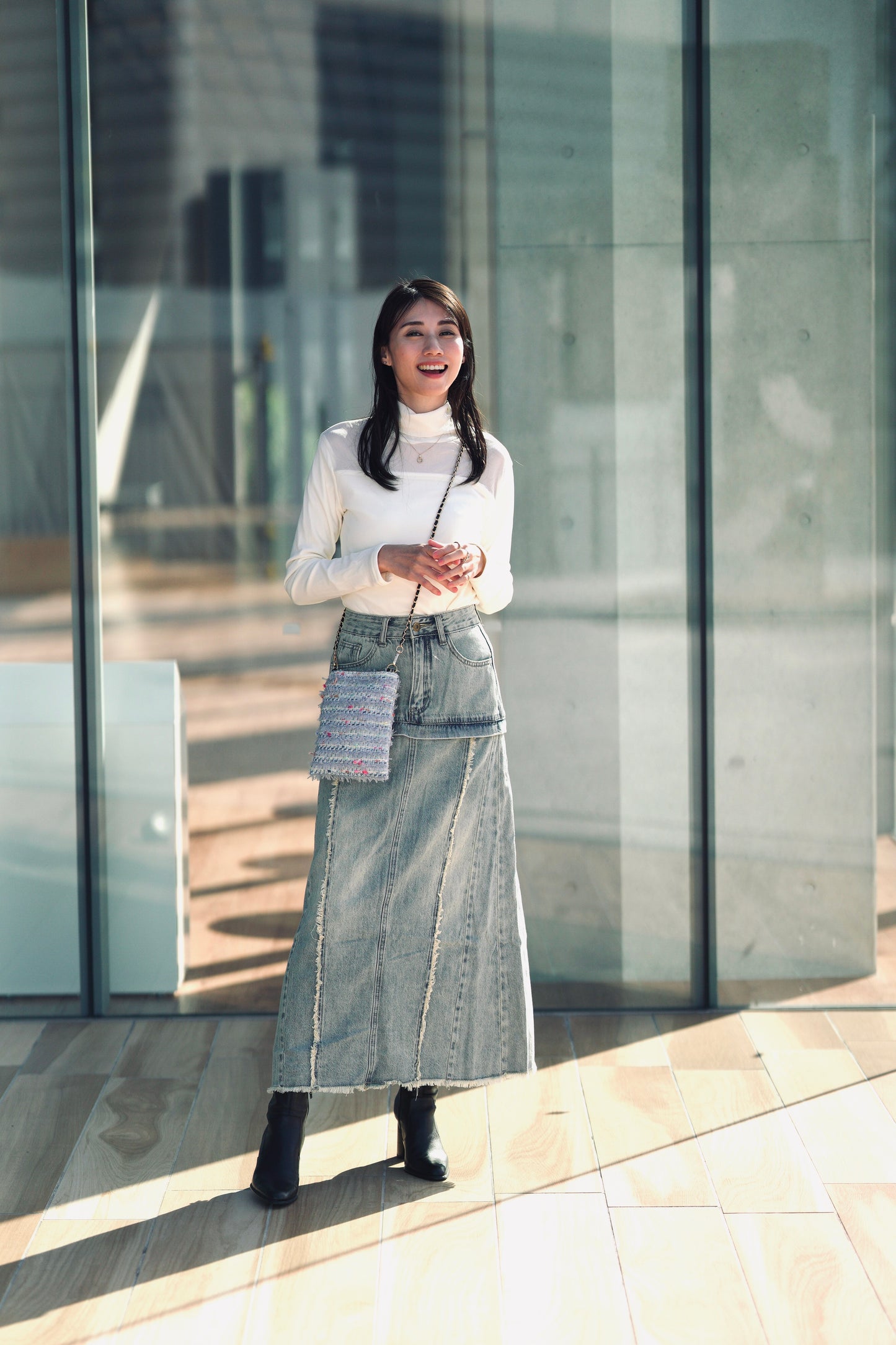 【即納品】Felice white フェリーチェブルー(ショルダーポシェット）